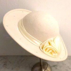 Michael Howard White Fancy Felt Hat